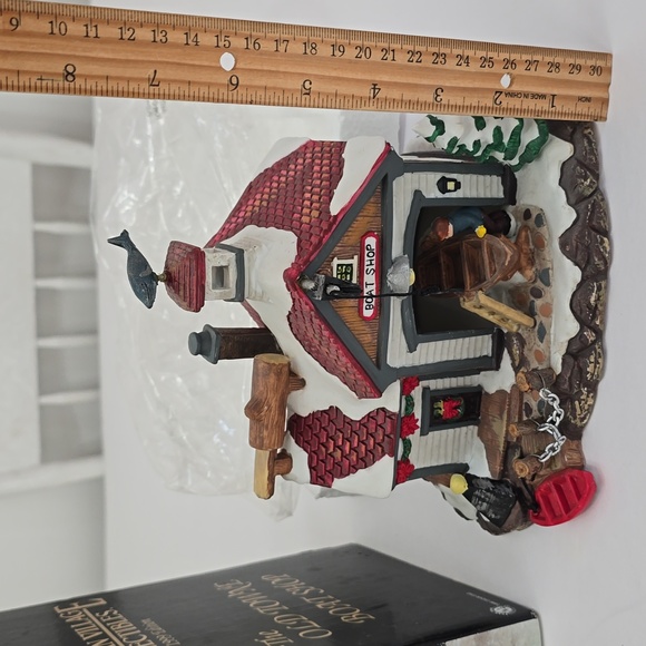 1999 Victorian Village Collectibles  Old Towne Boat Shop Hand Painted Porcelain - Picture 14 of 15